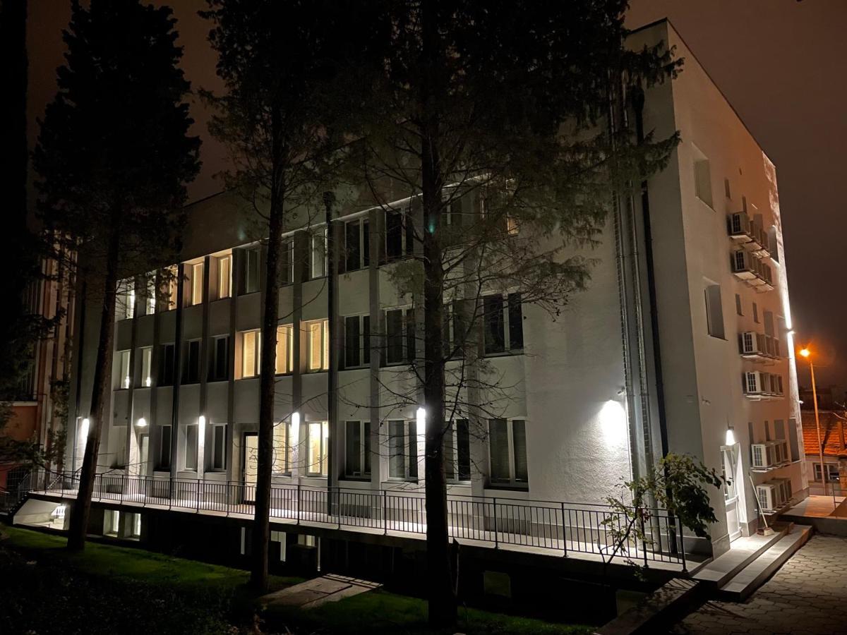 Dorm Bg Pet-Friendly Aparthotel Stara Zagora Esterno foto