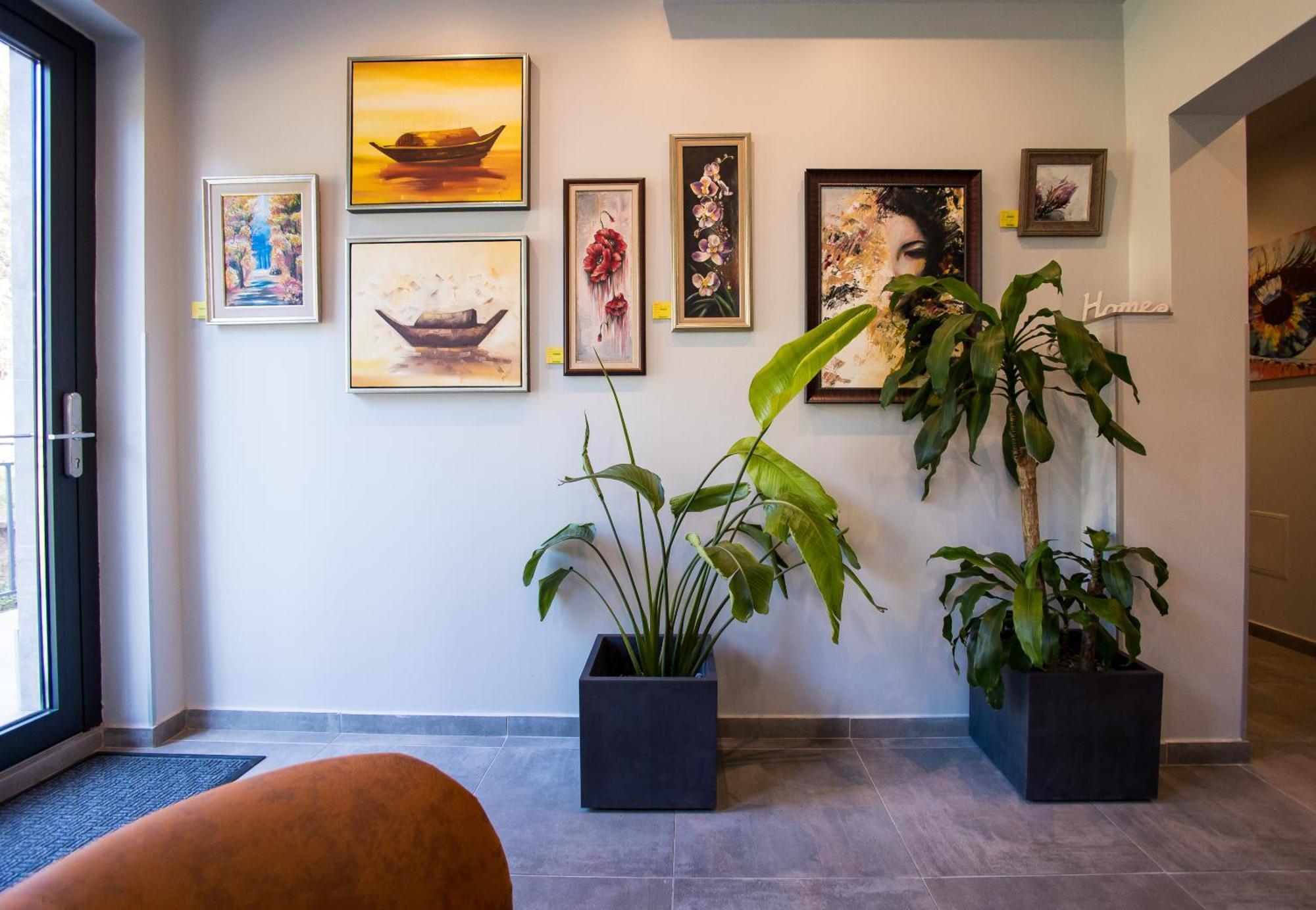 Dorm Bg Pet-Friendly Aparthotel Stara Zagora Esterno foto