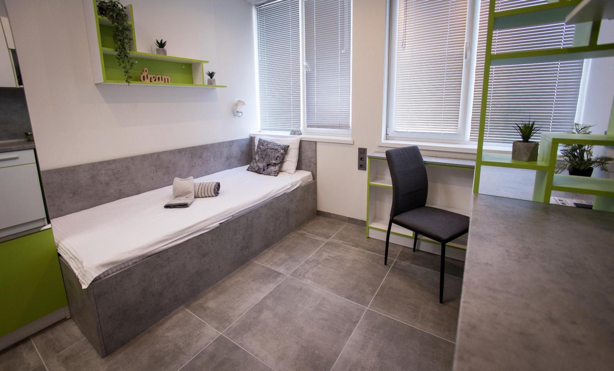 Dorm Bg Pet-Friendly Aparthotel Stara Zagora Esterno foto